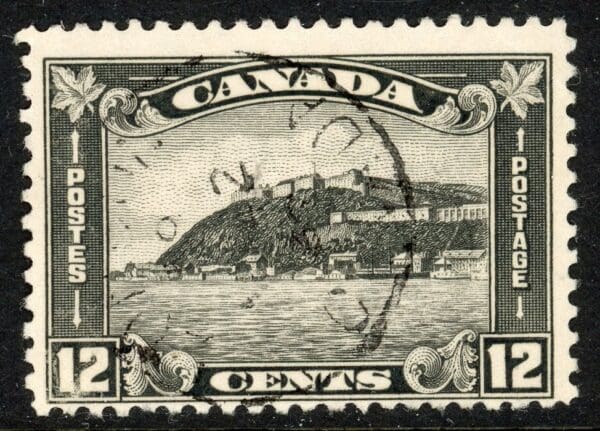 Canada 174 U 1930 12c